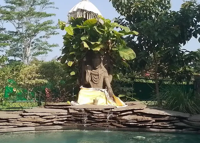 Coworking Paradise Ashna Vikram - 4 Bedrooms Vakantiehuis *